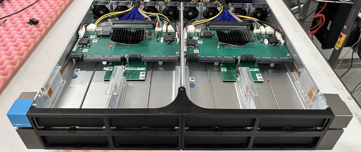 BMK SB Pro Controller oben 3000x1265 | FAST LTA